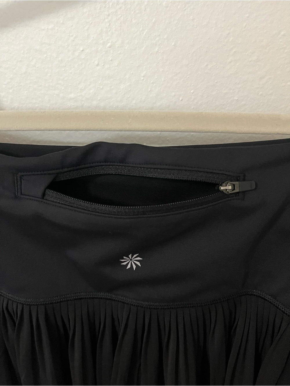 ATHLETA SIZE M A-Game Mesh Skort Pleated Skirt - Picture 12 of 15